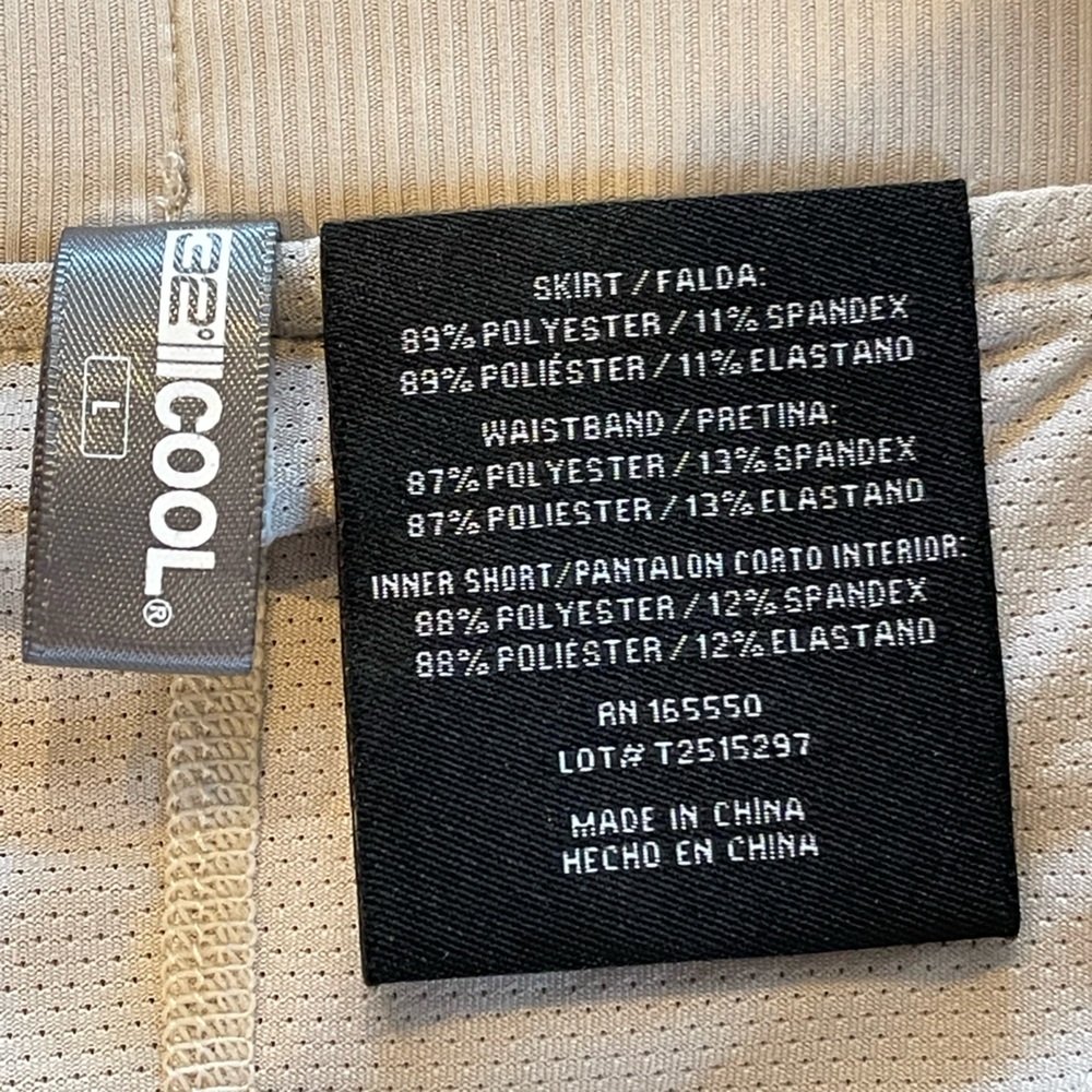 32 Degrees Women's Skort in Light Tan - Picture 6 of 6